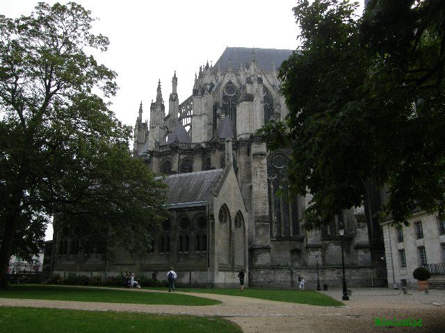 Amiens . Cathédrale 2/3 dans Paysages urbains et autres p8261219