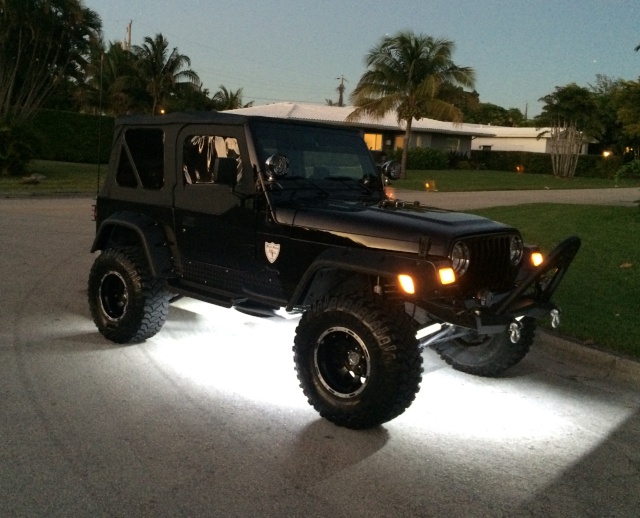 Rock lights installed on my 98 TJ | Jeep Wrangler Forum