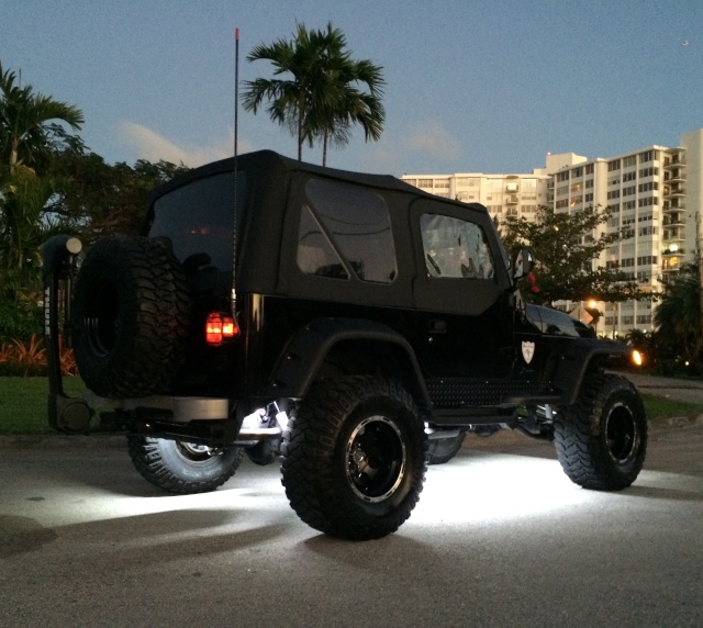 Rock lights installed on my 98 TJ | Jeep Wrangler Forum